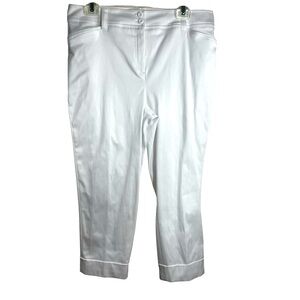 Cato Cuffed Capri, Flat Front, Pocketed,Zip Up, Pants White.